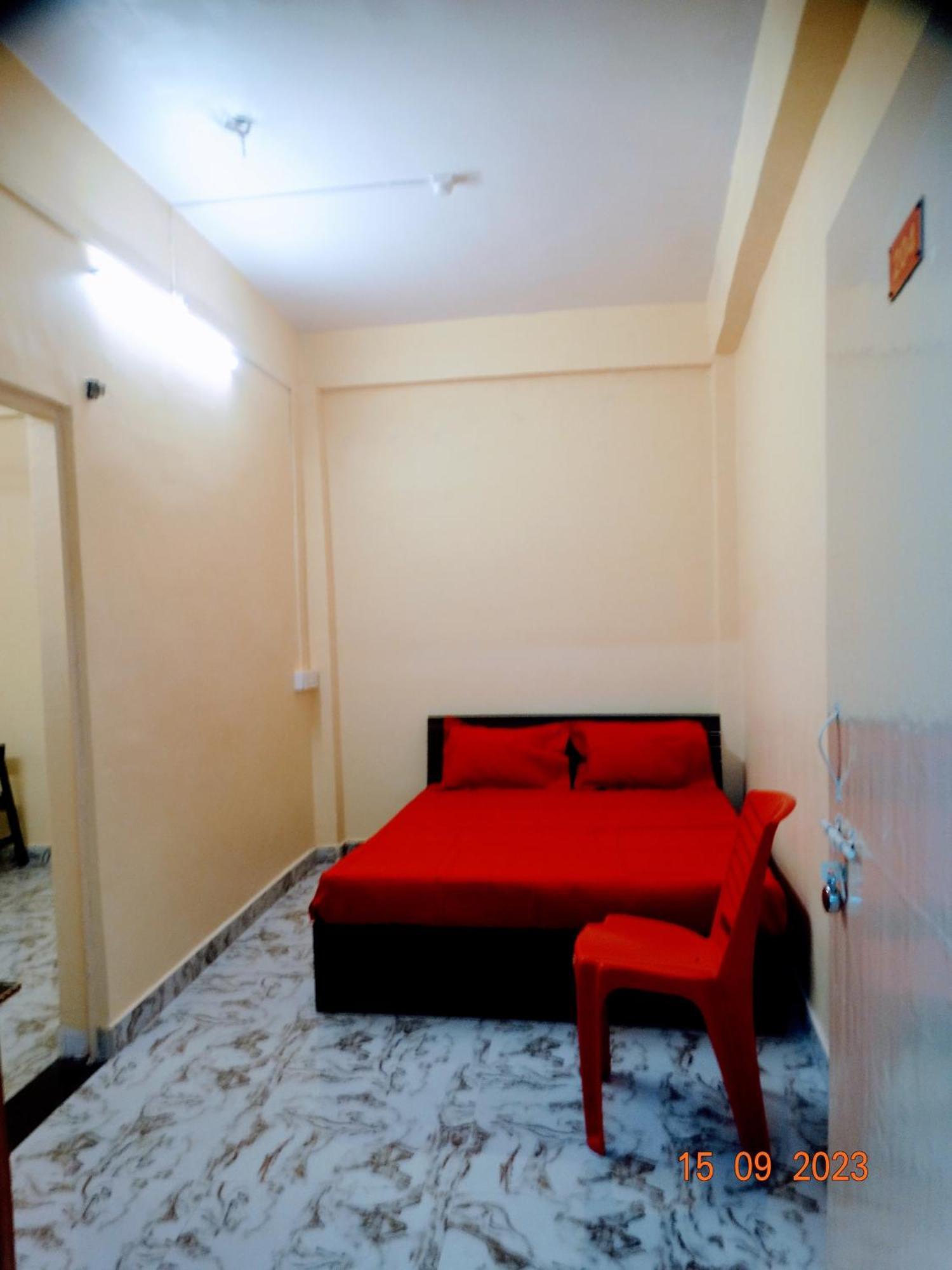 Shree Ram Sia Hotel An Unit Of Shree Ram Sia Trading And Residency Gaya Exterior foto